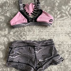 California Kisses two piece dancewear small